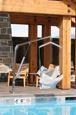 Elkhorn Manual-Powered Lift